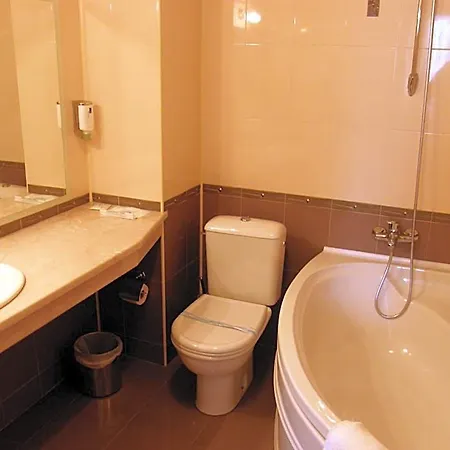 Hotel Center 3*