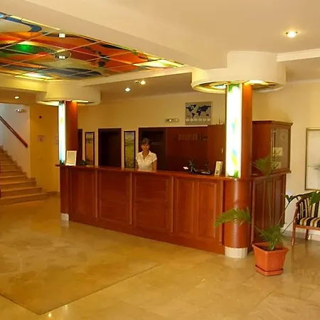Center Hotel